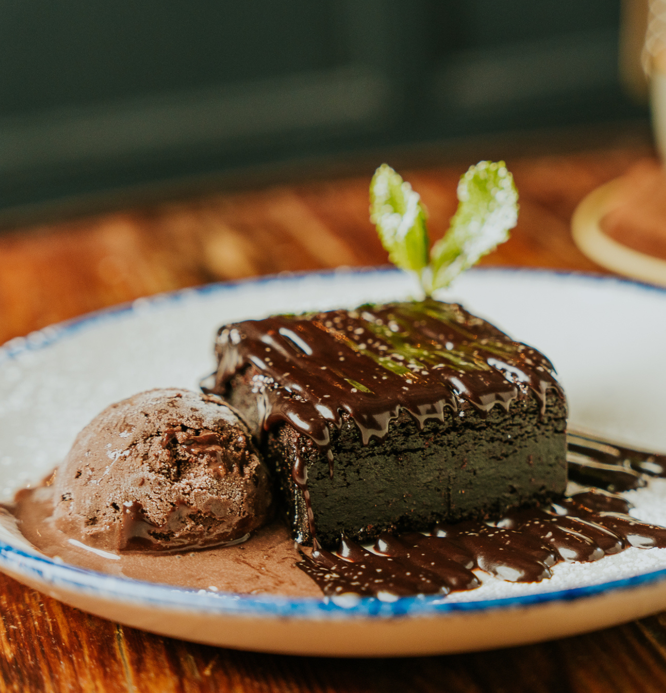 Dinner & Dining at The New Inn in Worcester